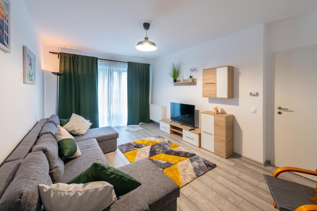 Emma's Apartment *